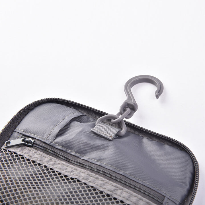TOLIETRIES POUCH