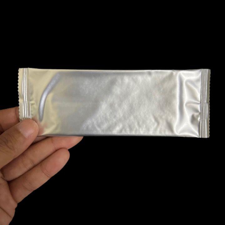 wet-tissue-wipes