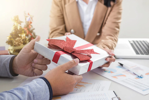 Best Corporate Gift Suppliers in Singapore 2026   Complete Guide