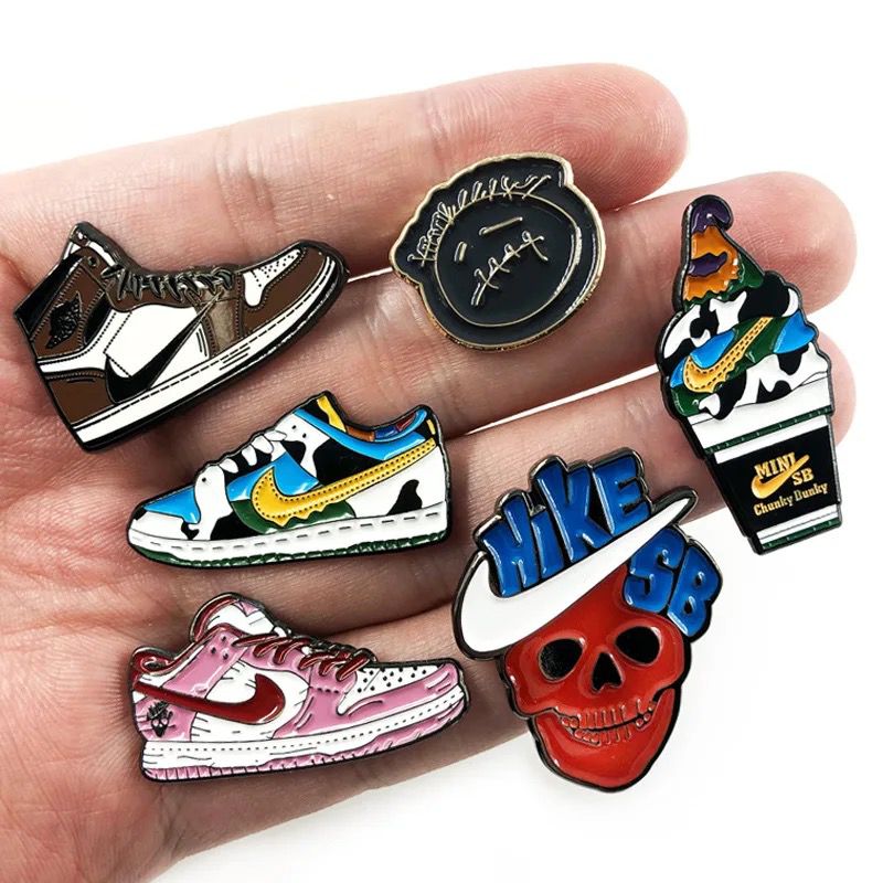 Custom-Enamel-Pin-Singapore