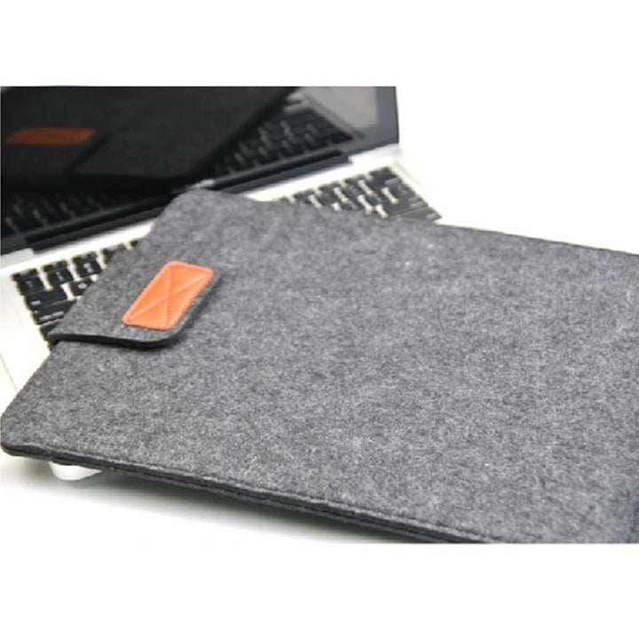 FELT LAPTOP SLEEVE