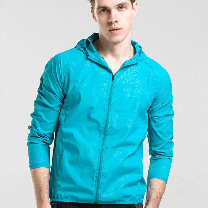 LIGHTWEIGHT WINDBREAKER IN POUCH